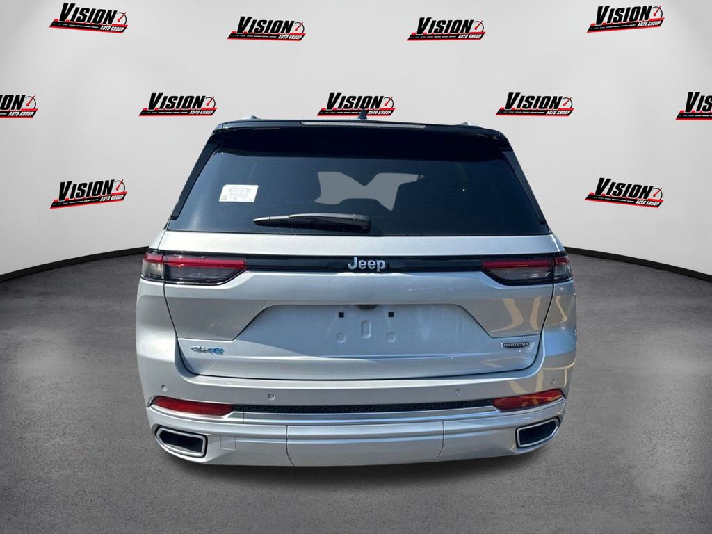 2023 Jeep Grand Cherokee 4xe photo 4