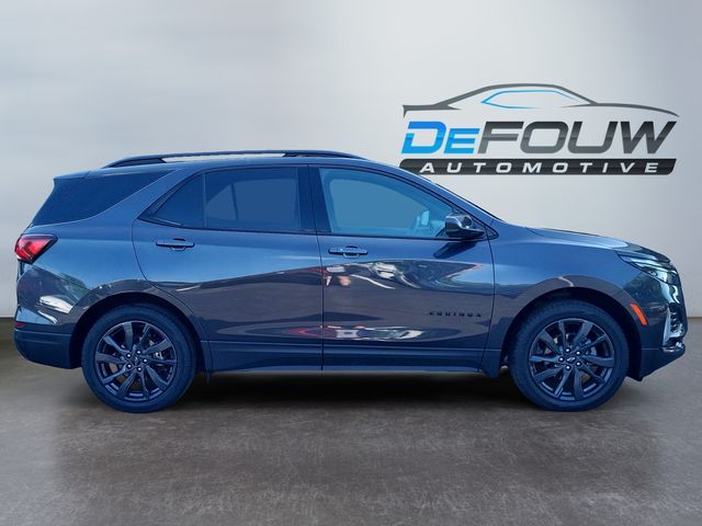 2022 Chevrolet Equinox RS photo 2