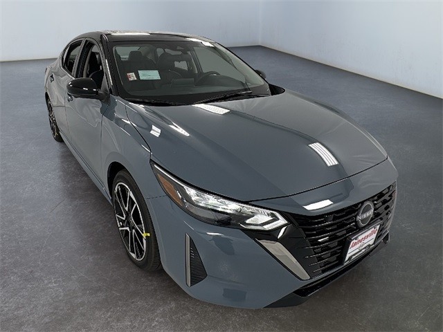 純銀　2025 アメリカ　リバティ New 2025 Nissan Sentra SR Car in Janesville #NI9374 | Janesville