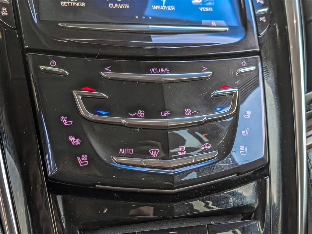 2018 Cadillac Escalade Premium Luxury photo 26