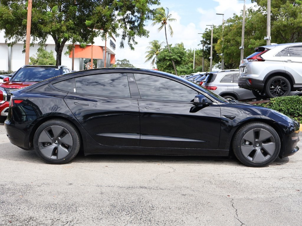2021 Tesla Model 3 Long Range photo 17