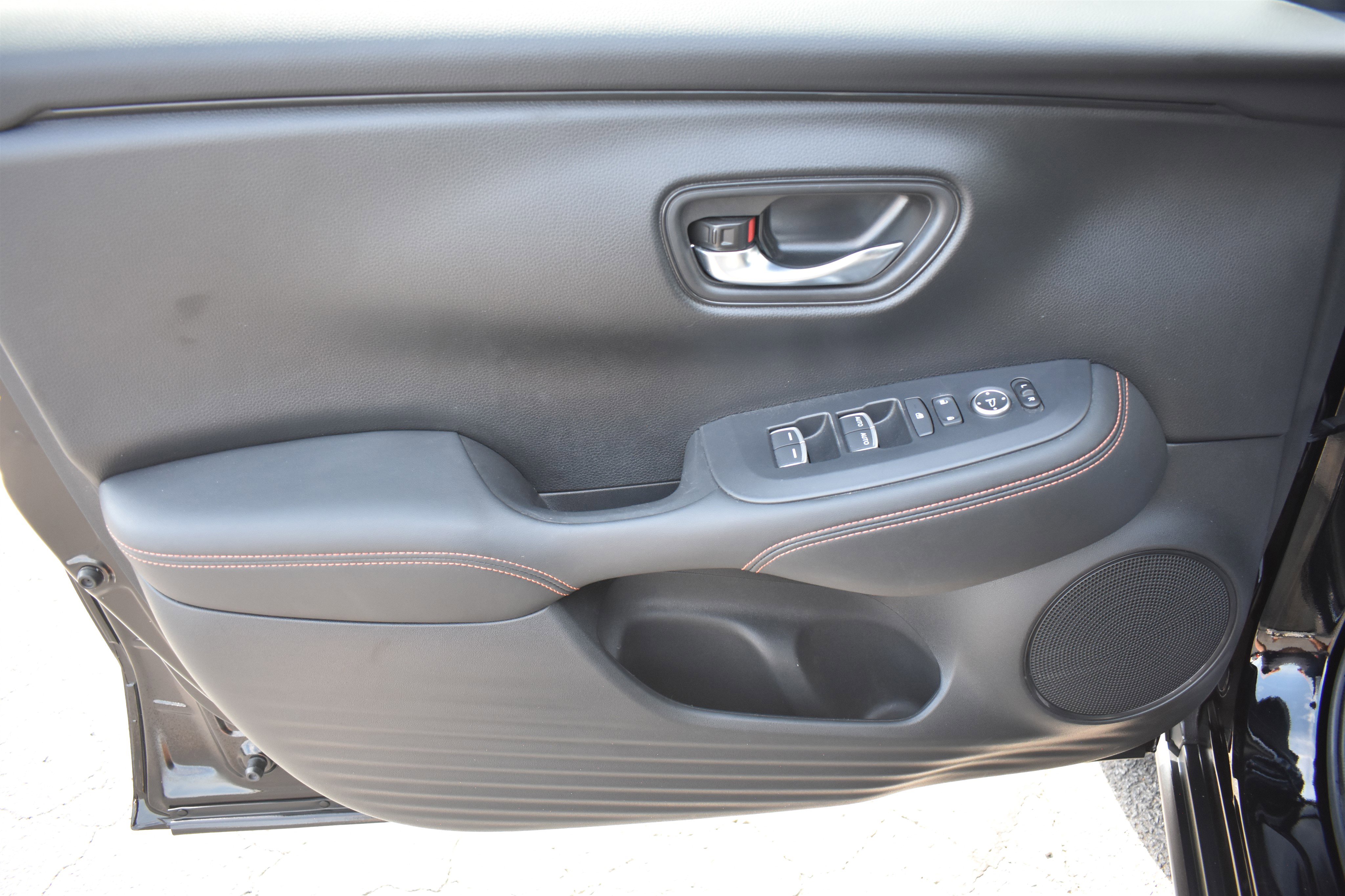 2024 Honda HR-V Sport photo 3