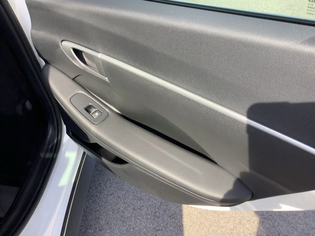 2025 Hyundai Sonata SE photo 18