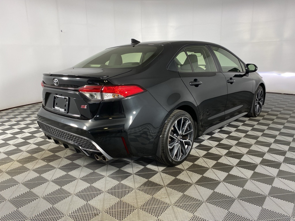 2022 Toyota Corolla SE photo 8