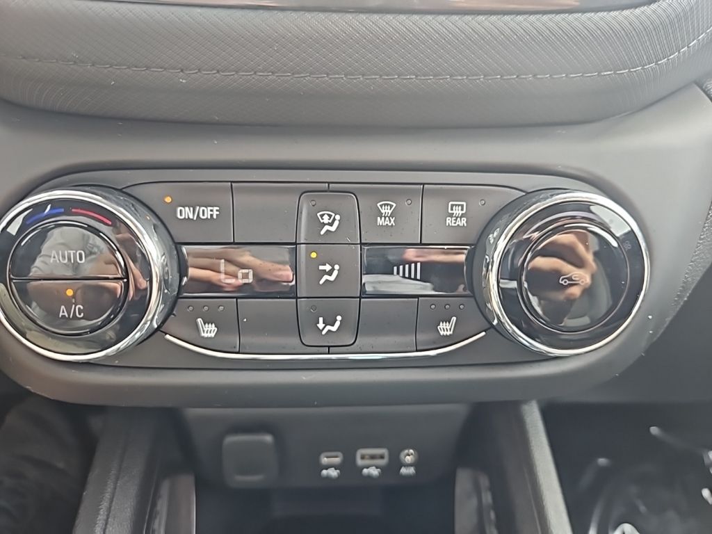 2021 Chevrolet Trailblazer LT photo 15
