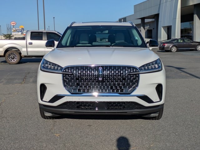 2025 Lincoln Aviator Premiere photo 9
