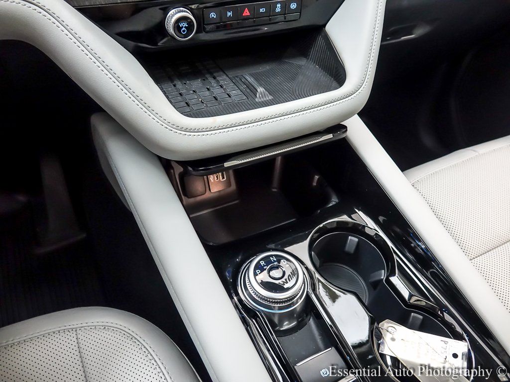 2025 FORD EXPLORER - Image 21