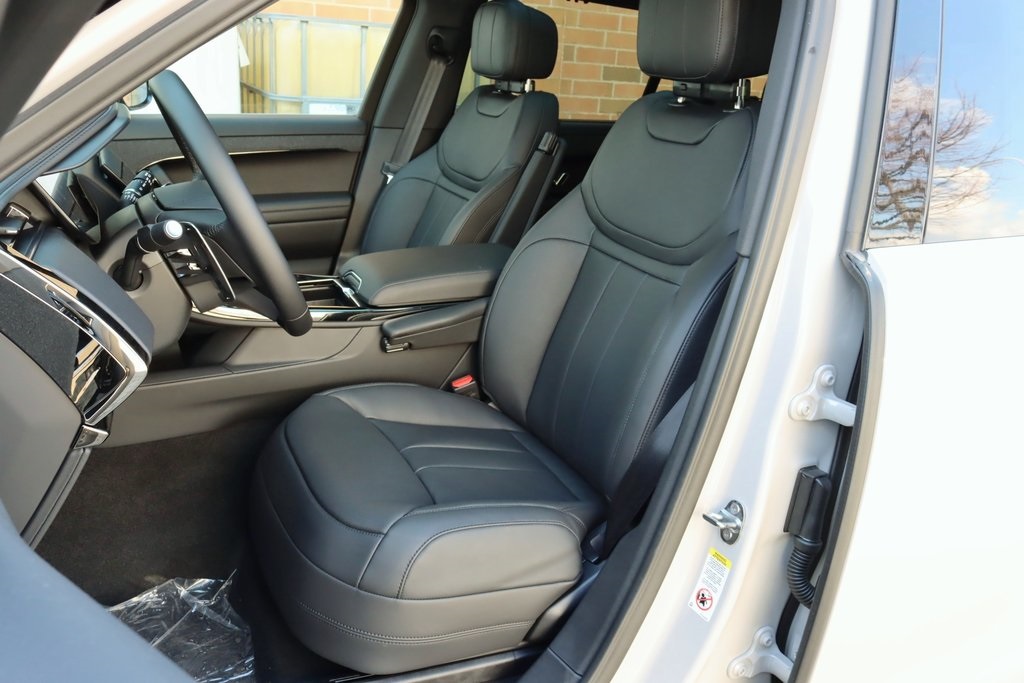 2025 LAND ROVER RANGE ROVER SPORT - Image 13
