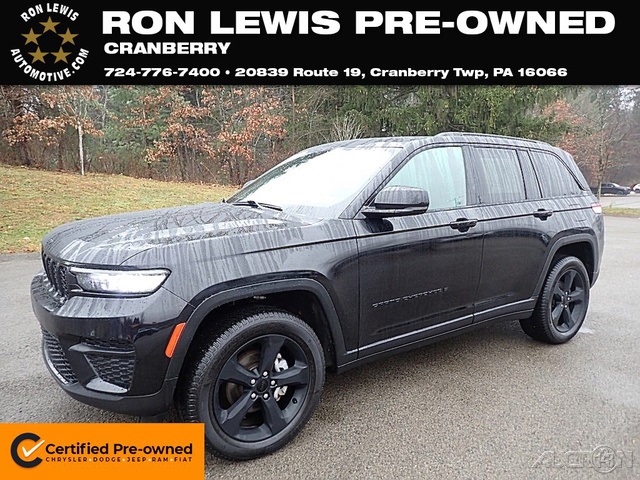 2023 Jeep Grand Cherokee Altitude's photo