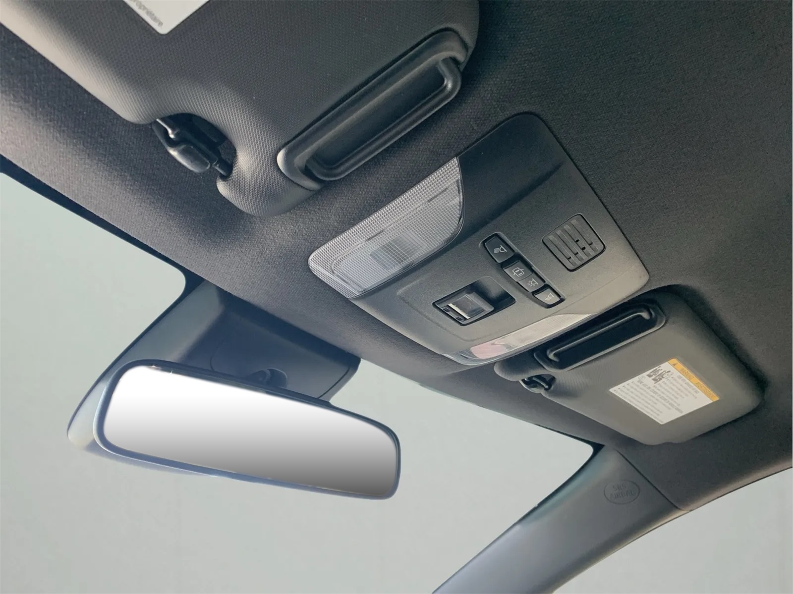 2020 Toyota Corolla SE photo 26
