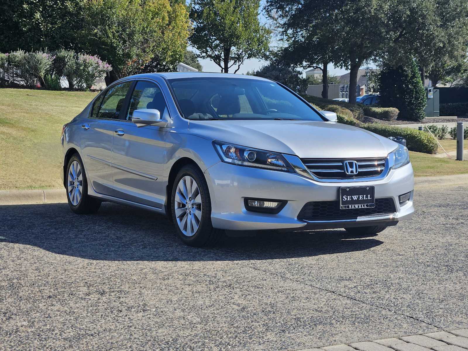 2015 Honda Accord EX photo 2
