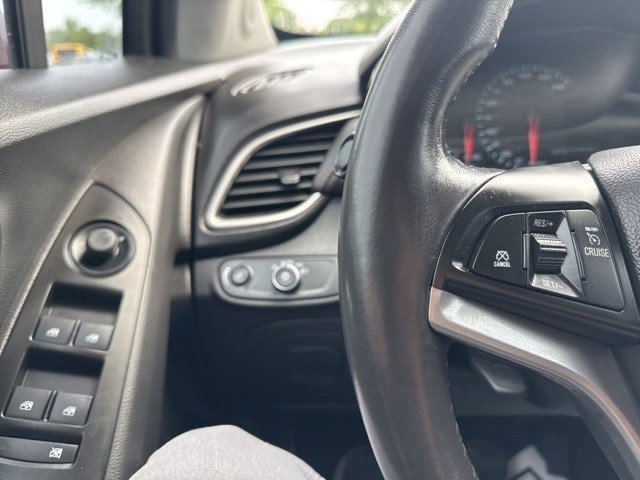 2022 Chevrolet Trax LT photo 19