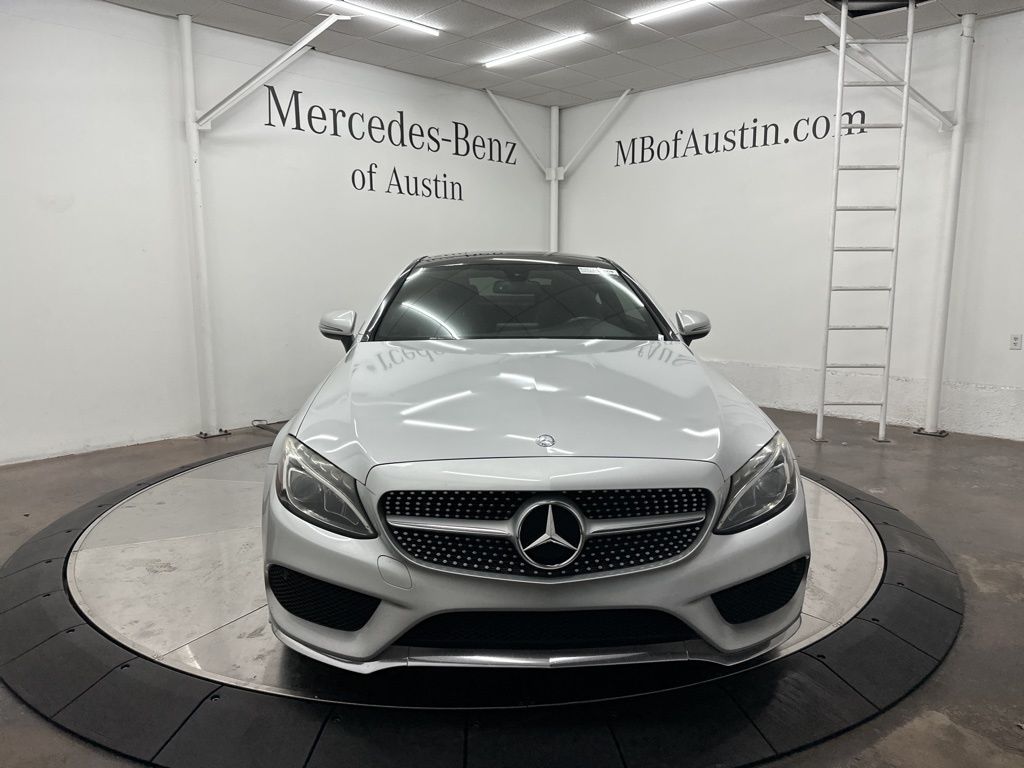 2017 Mercedes Benz C 300 photo 2
