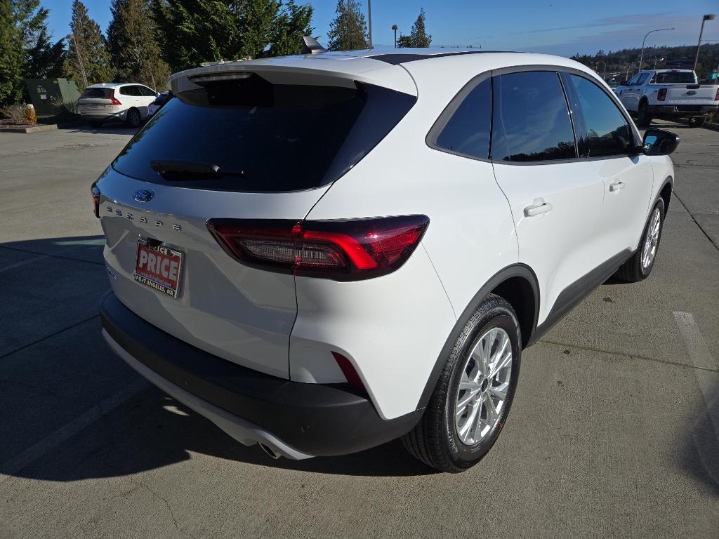 2025 Ford Escape Active photo 4