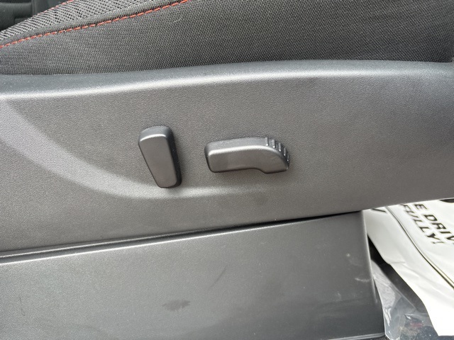 2025 Nissan Frontier PRO-4X photo 23