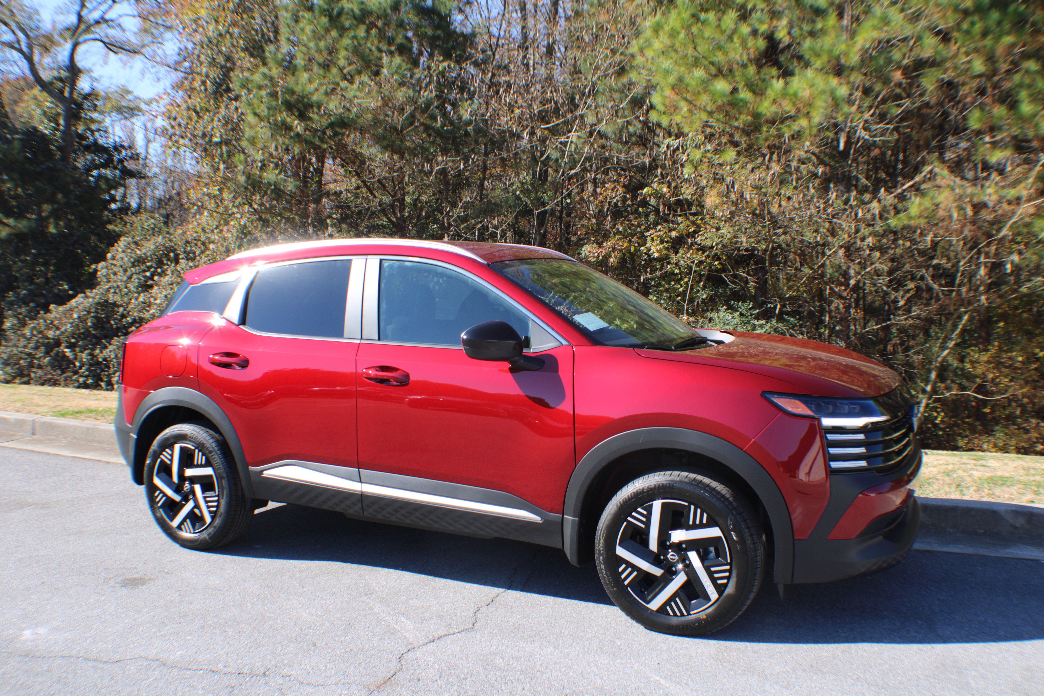 2026 Nissan KICKS SV's photo