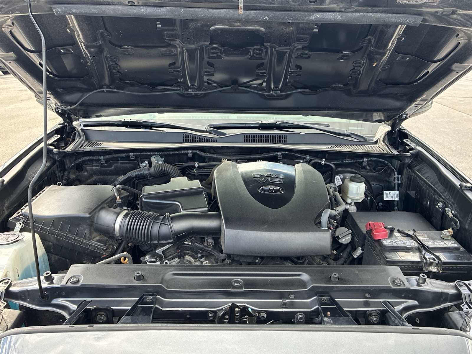 2020 Toyota Tacoma SR V6 photo 27