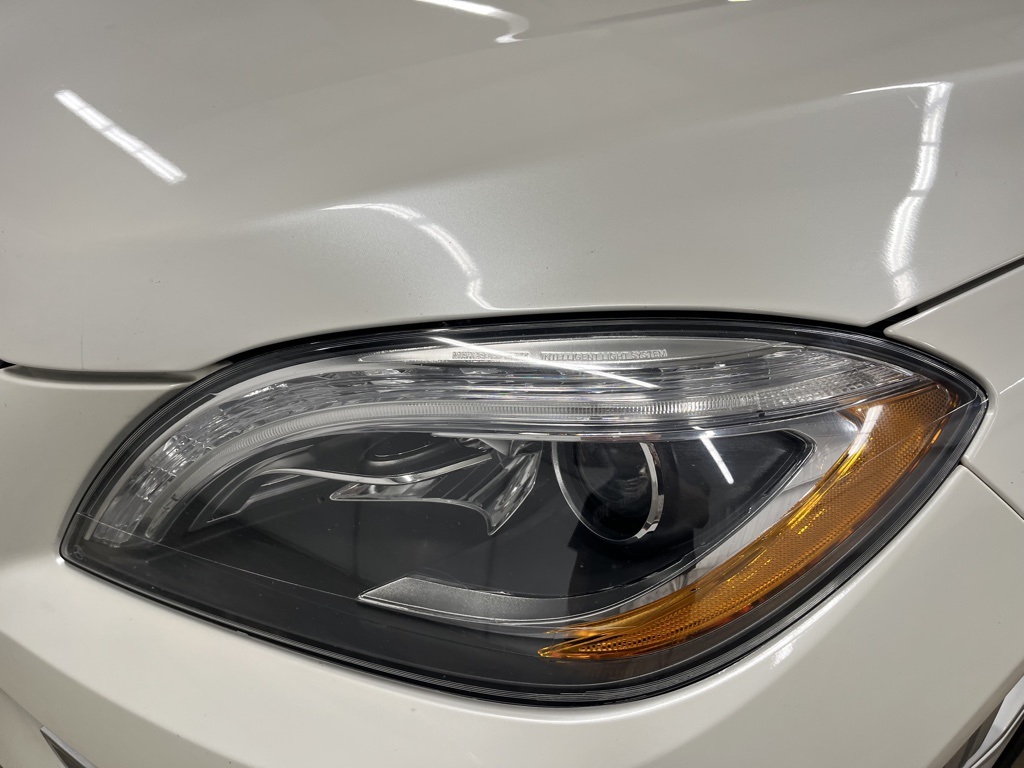 2015 Mercedes Benz ML 350 photo 8