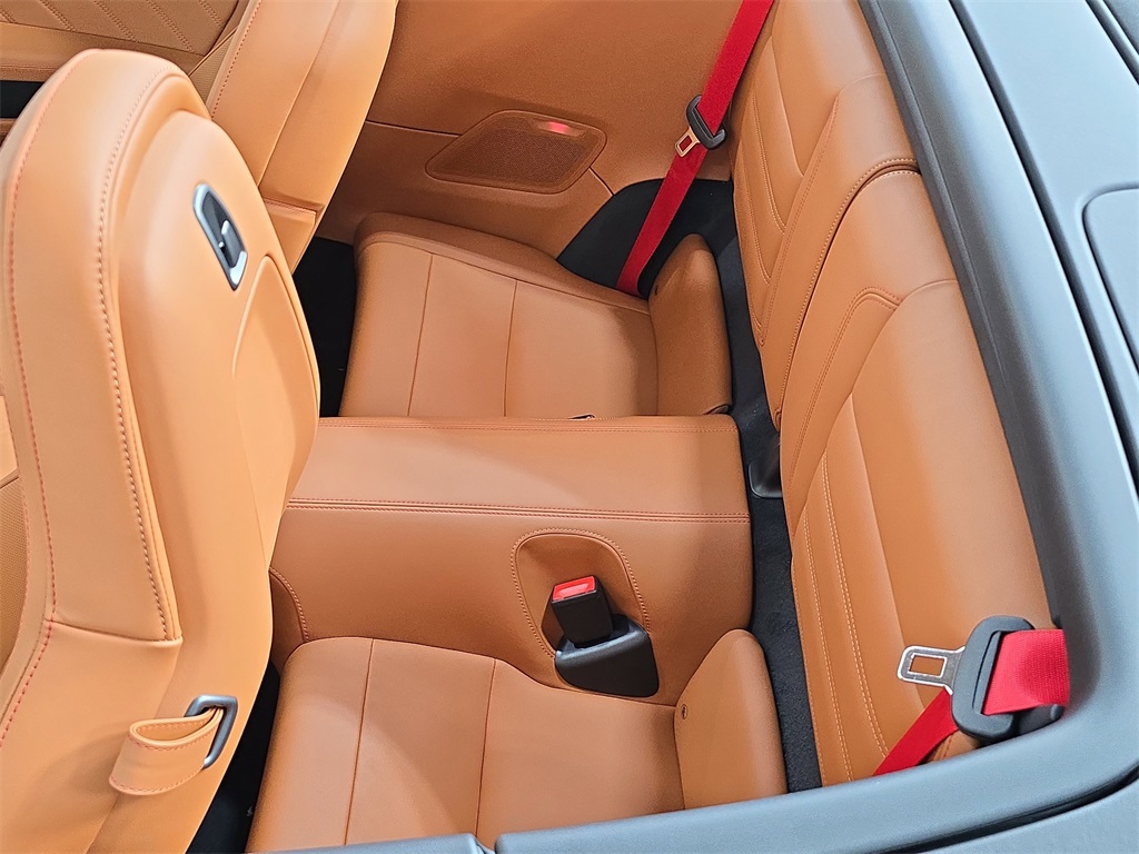 2026 Porsche 911 4 GTS photo 24