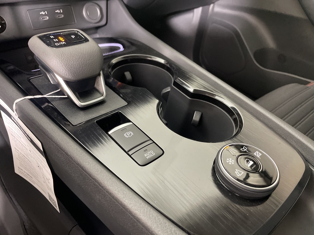 2026 Nissan Rogue SV photo 27