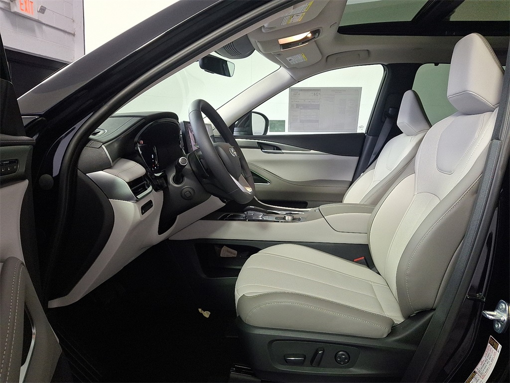 2026 Infiniti QX60 Luxe AWD photo 14