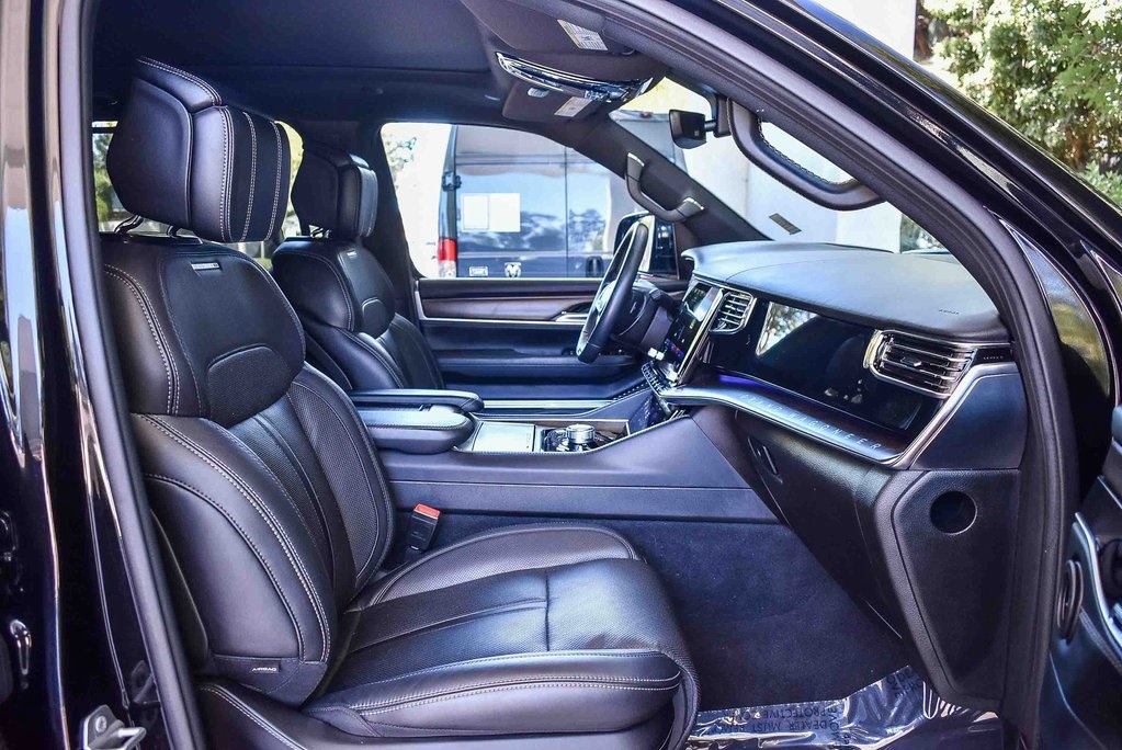 2022 Jeep Grand Wagoneer I photo 15
