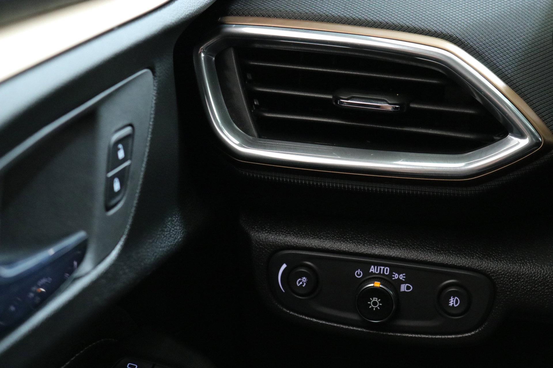 2023 Chevrolet Trailblazer ACTIV photo 15