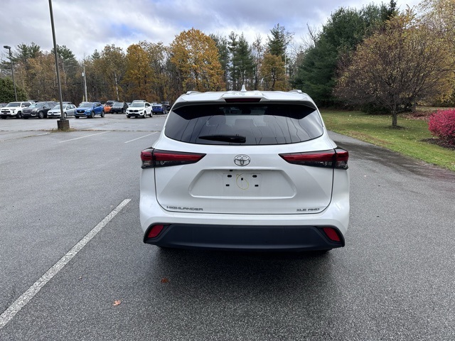 2023 Toyota Highlander XLE photo 3