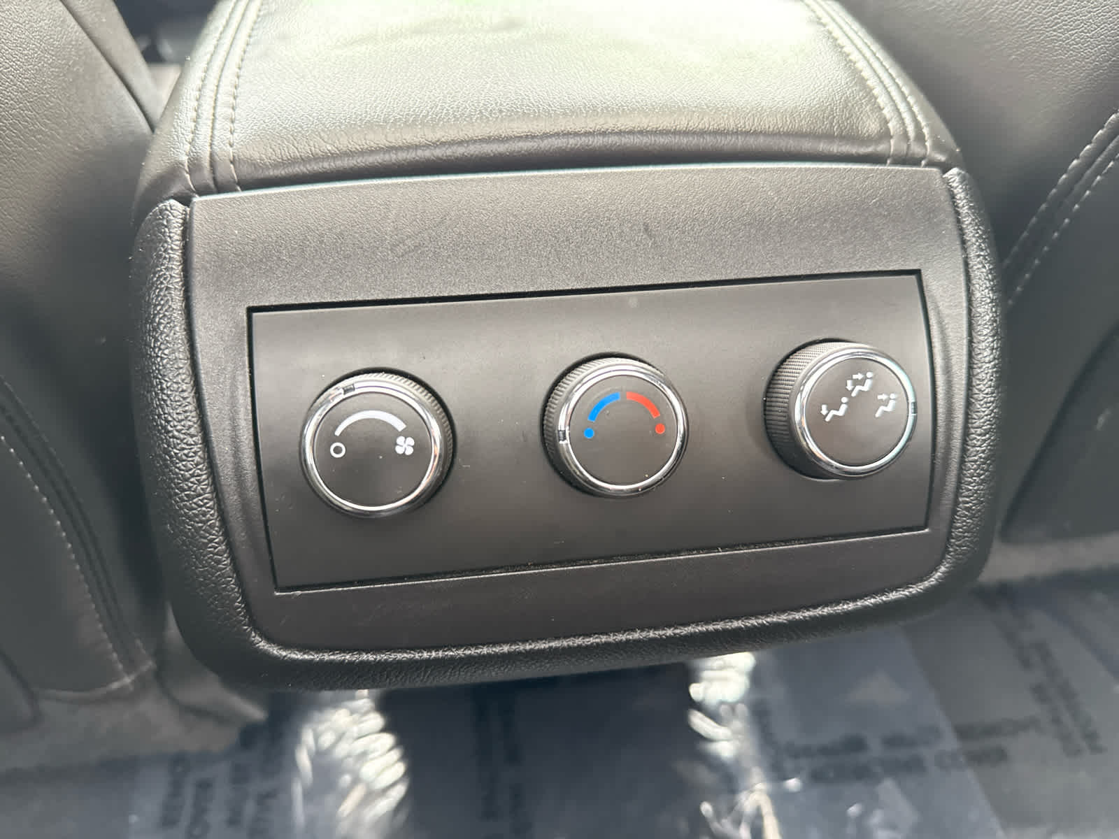 2014 Buick Enclave Leather photo 16