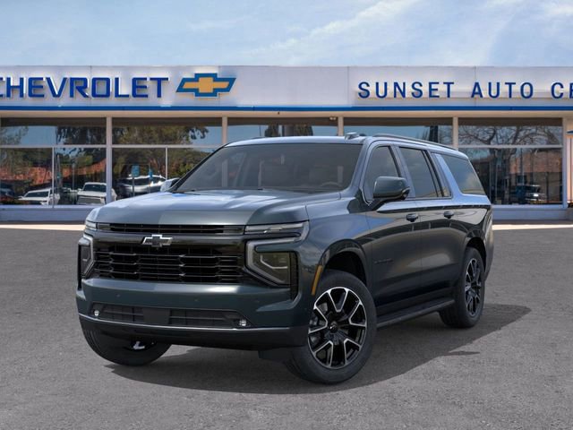 2025 Chevrolet Suburban RST photo 2