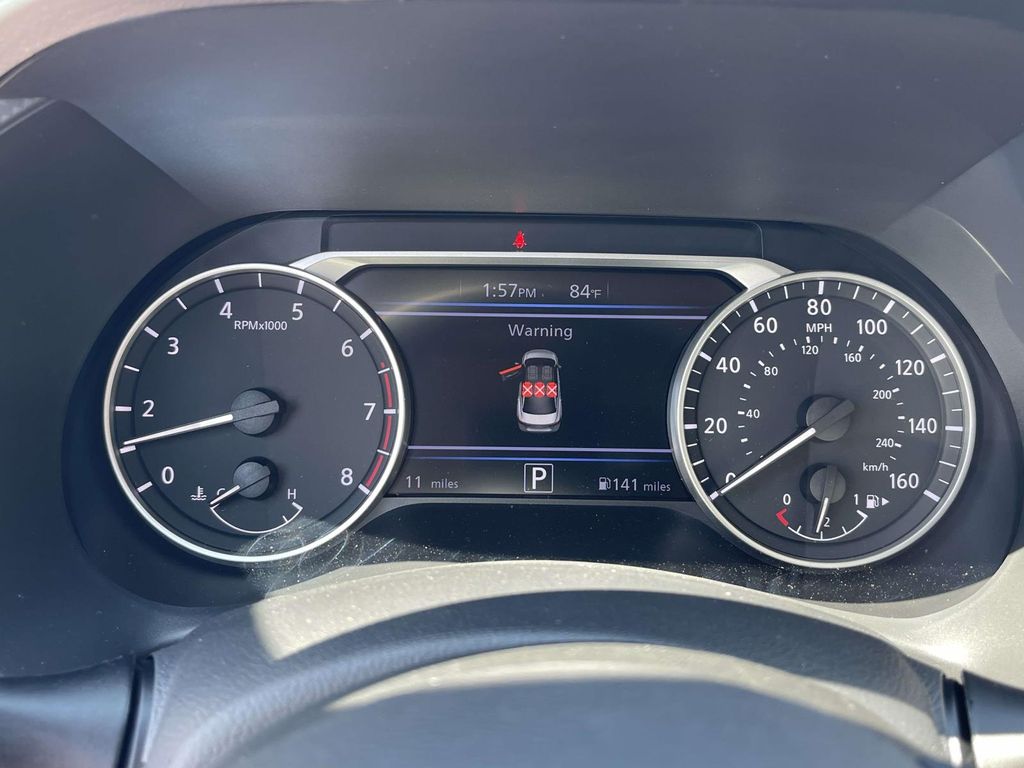 2025 Nissan Sentra SR photo 23