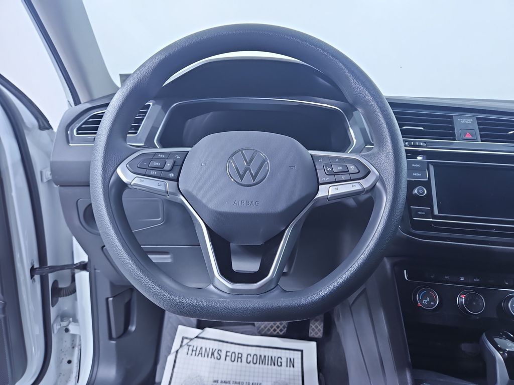2023 Volkswagen Tiguan S photo 13