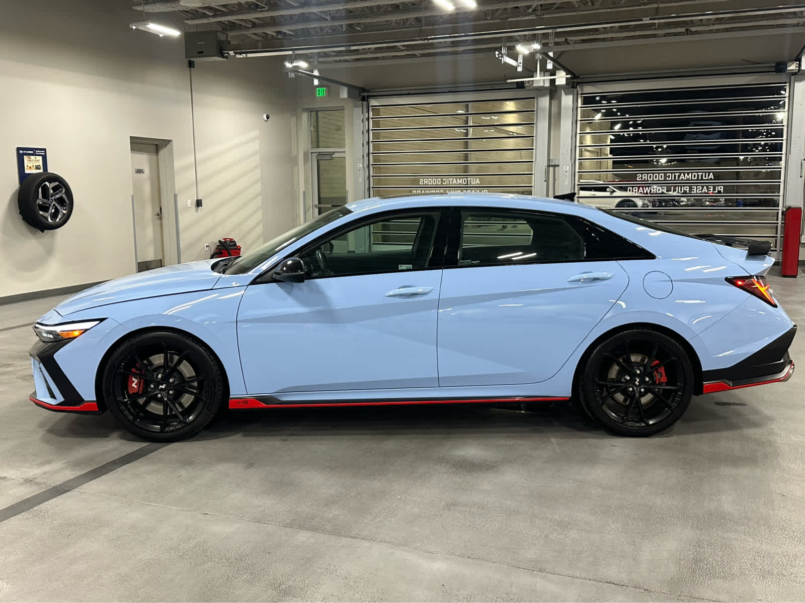 2025 Hyundai Elantra N photo 2