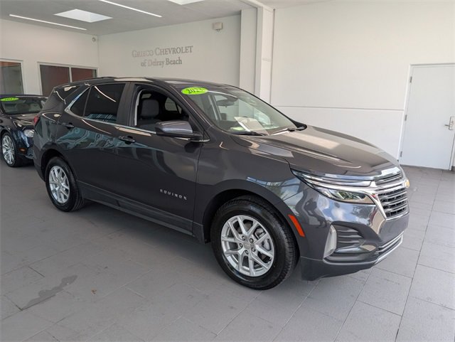 2023 Chevrolet Equinox LT photo 2
