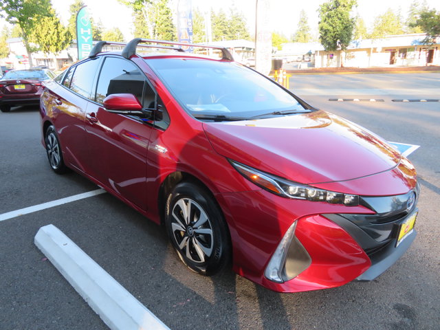 2017 Toyota Prius Prime Three Four photo 6