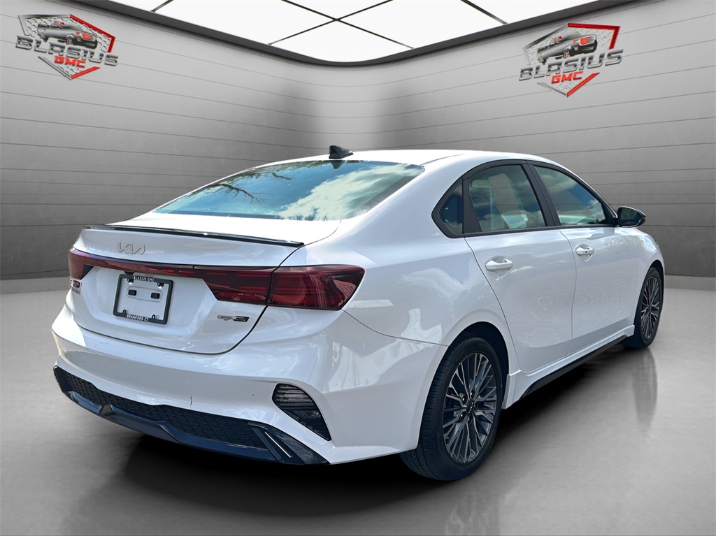 2023 Kia Forte GT-Line photo 5