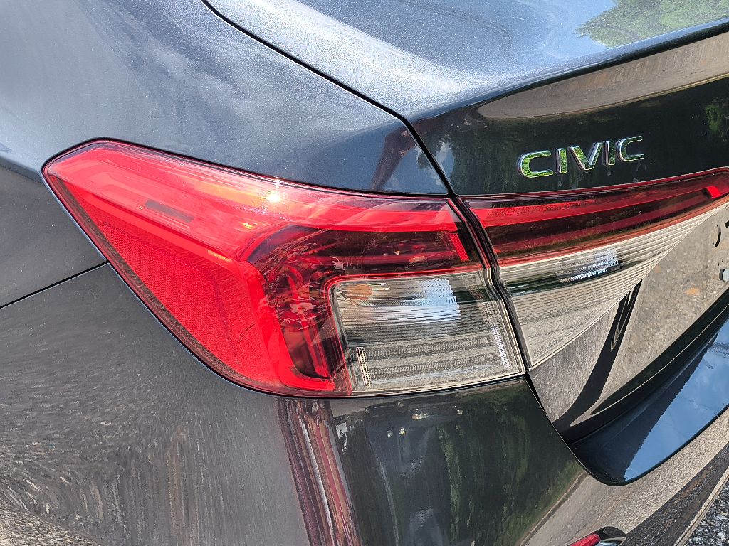 2022 Honda Civic Sport photo 4