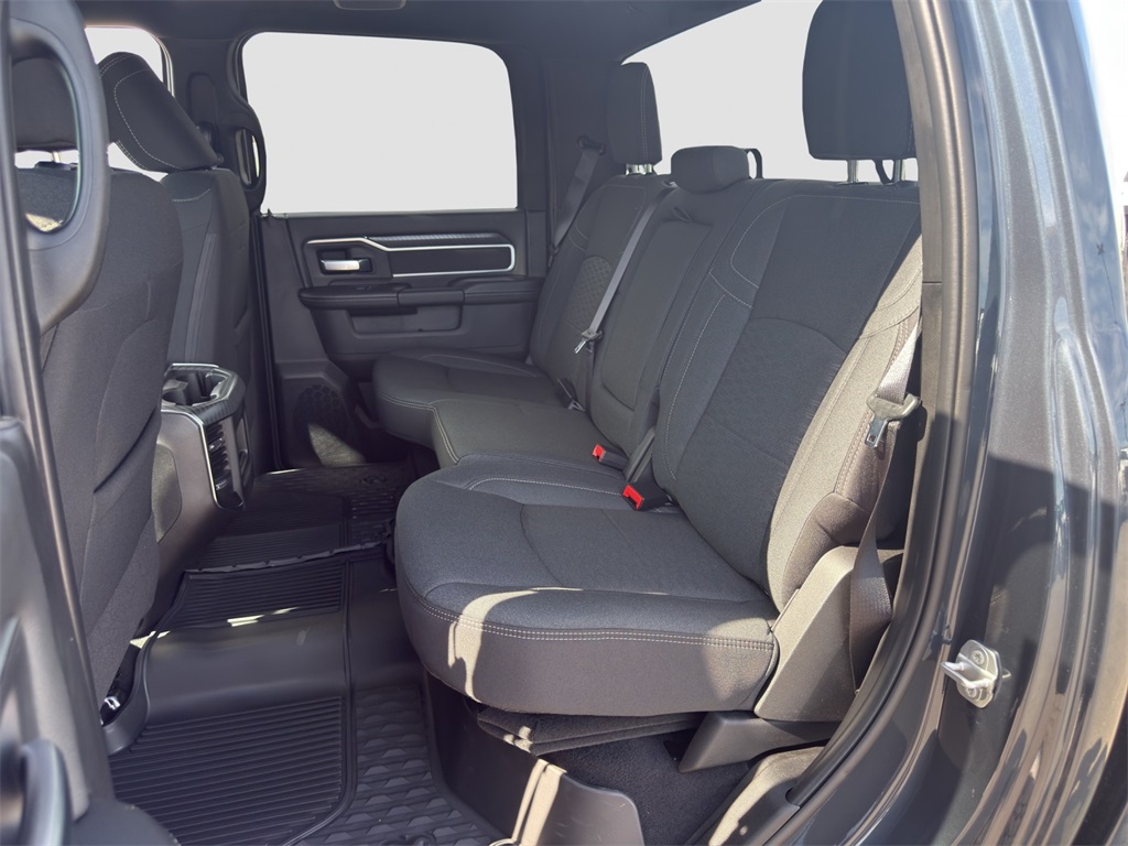 2025 Ram 2500 Big Horn photo 12