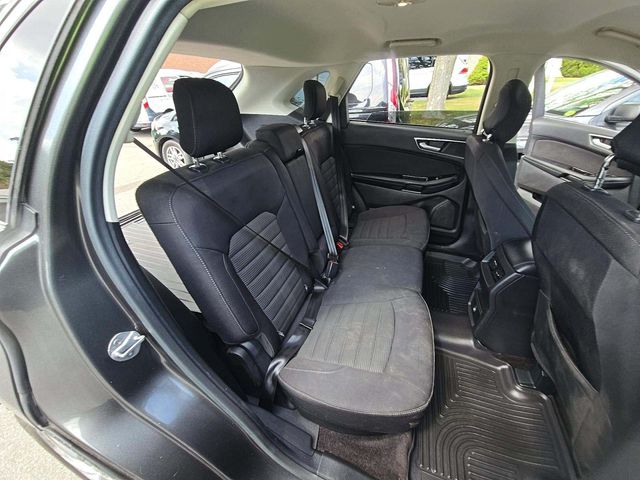 2016 Ford Edge SEL photo 6