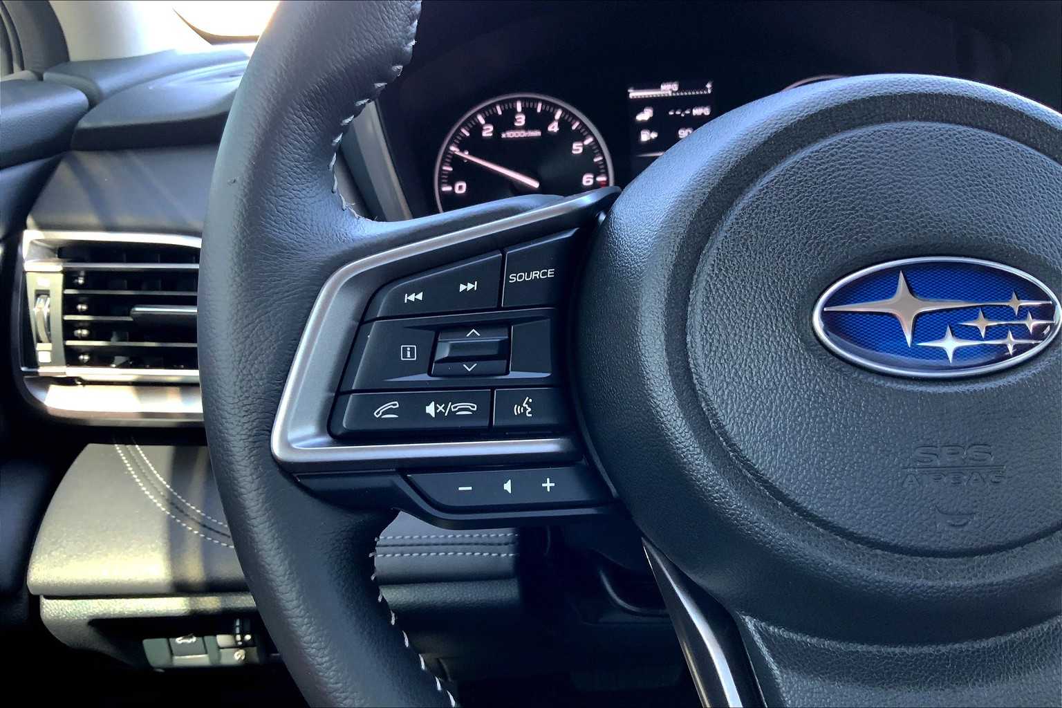 2025 Subaru Outback Limited photo 22