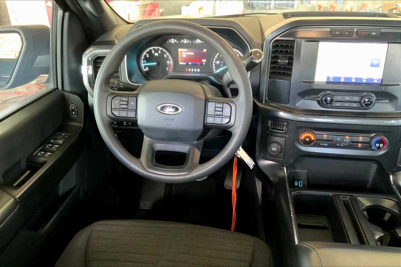 2022 Ford F-150 XL photo 5