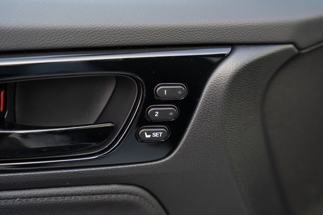 2023 Honda Odyssey Touring photo 18