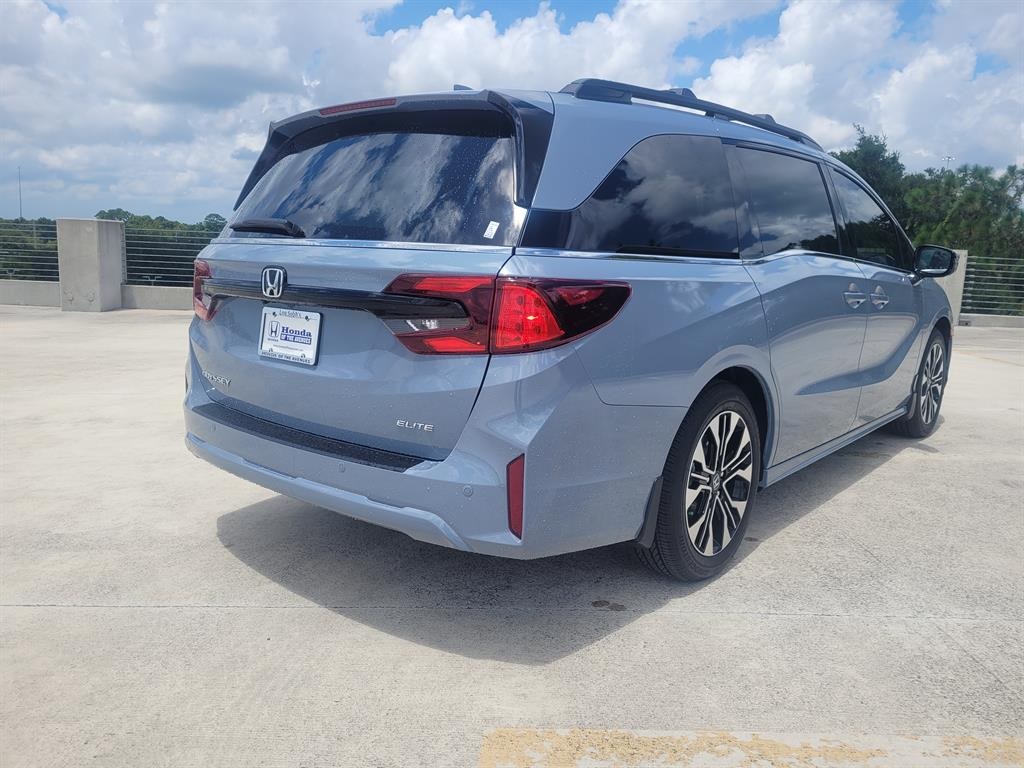 2026 Honda Odyssey Elite photo 6
