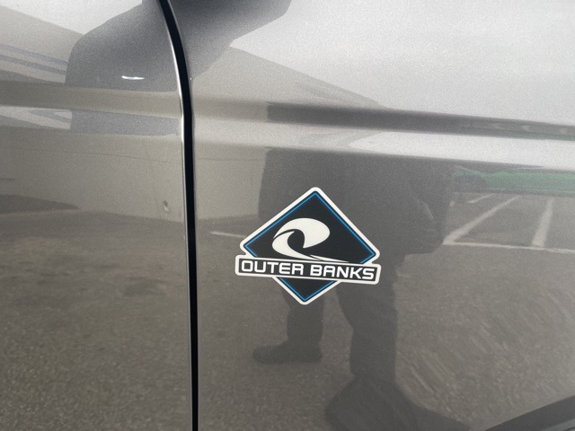 2023 Ford Bronco Outer Banks photo 4