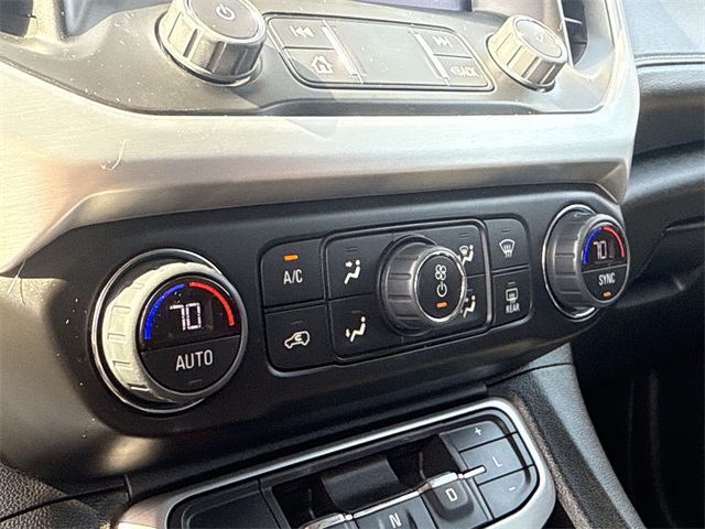 2023 Gmc Acadia SLE photo 18