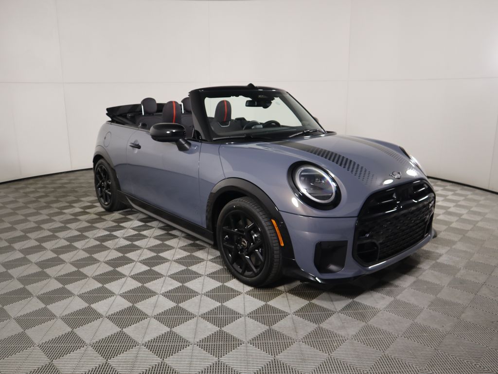 2026 Mini Cooper Convertible Iconic photo 3