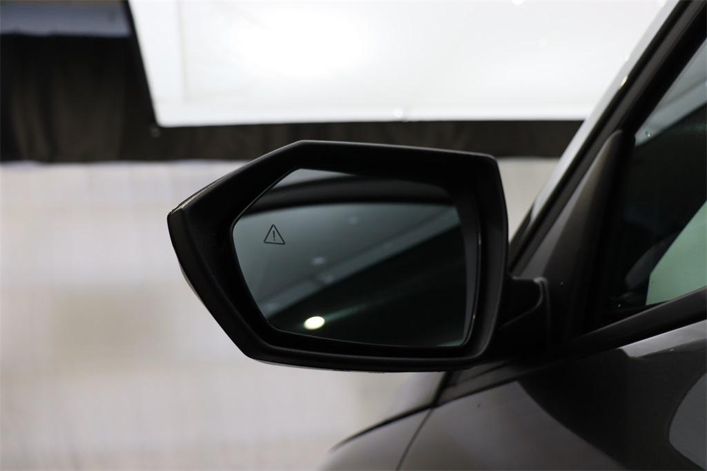2025 Hyundai Elantra Hybrid SEL Sport photo 4
