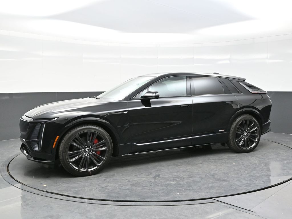 2026 Cadillac Lyriq photo 2