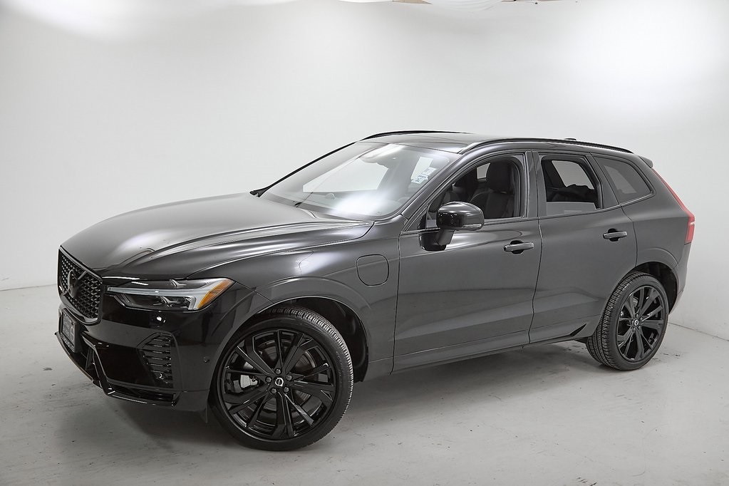 2025 VOLVO XC60 - Image 2