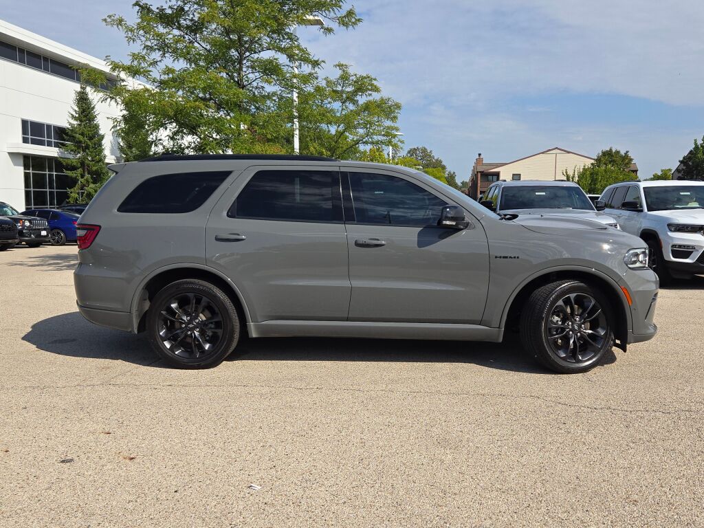2024 Dodge Durango R/T photo 3